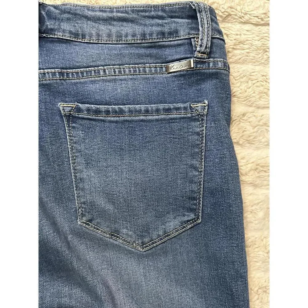 KanCan medium wash high-rise button fly cropped jeans Size 31